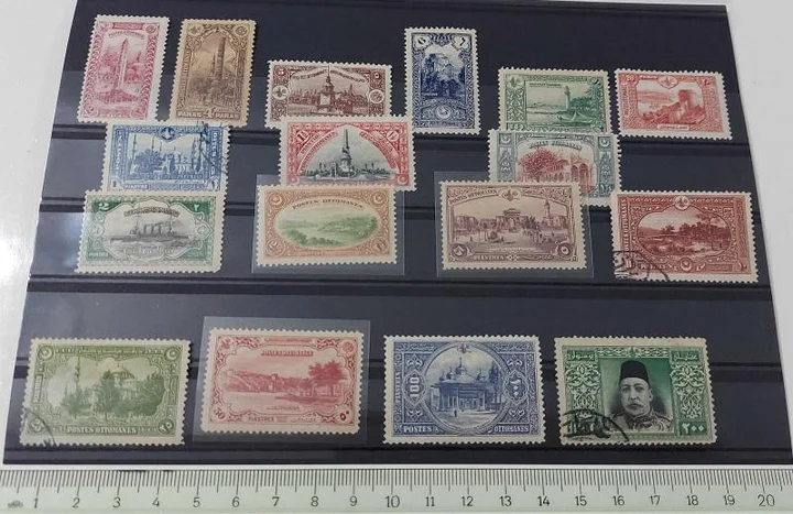 1914 Londra Baskısı İstanbul Posta Pulları ürün fotoğrafı